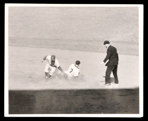 WP 1956 World Series Mantle Reese.jpg